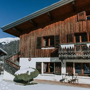 Les De Jean Jeanne - La Bornette Chalet