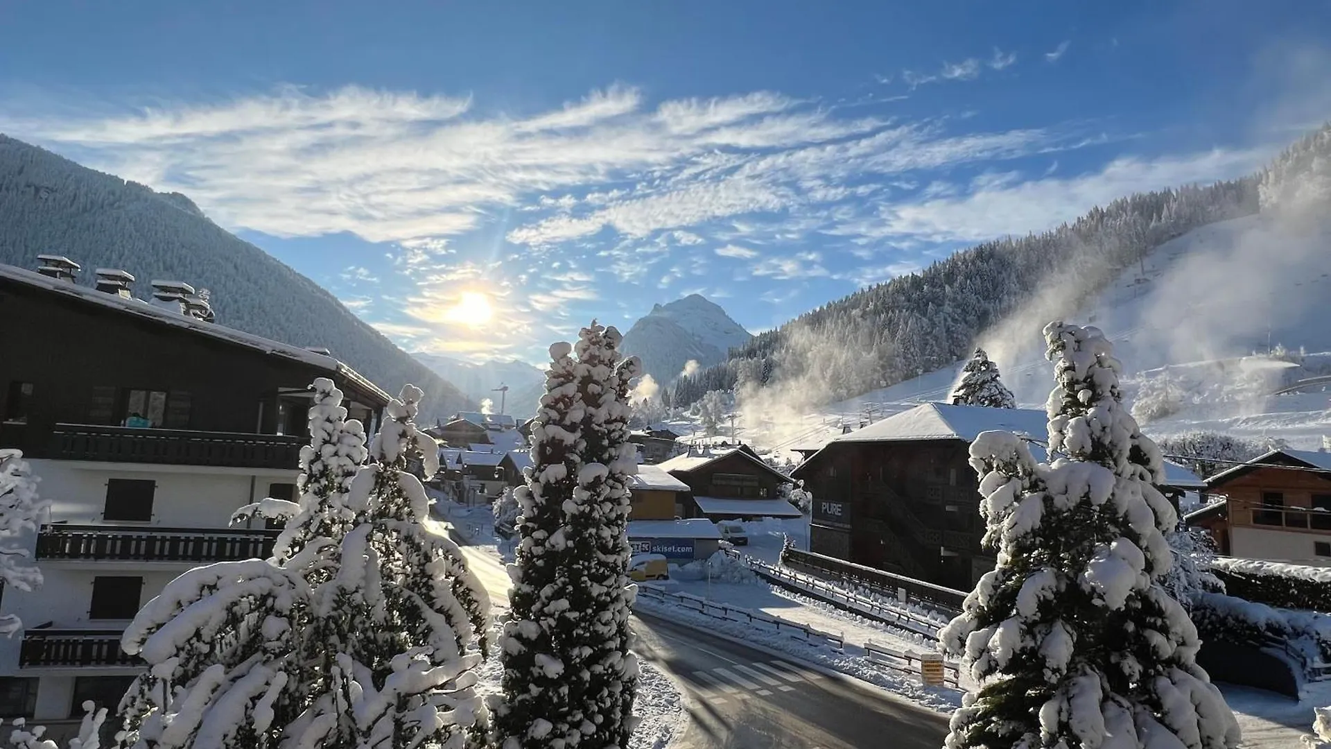 Hotel Igloo Morzine 3*,  France